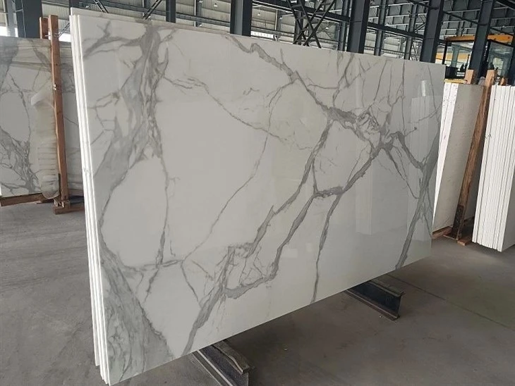 Man-Made-Artificial-Marble-Calacatta-Veins-Nano-Glass-for-Countertops-Kitchentops.webp (2)(001)
