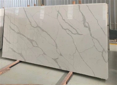 Calacatta Statuario Quartz til møbeloverflader/interiørbeklædning/køkkenbordplade/bruser- og badekaromgivelser